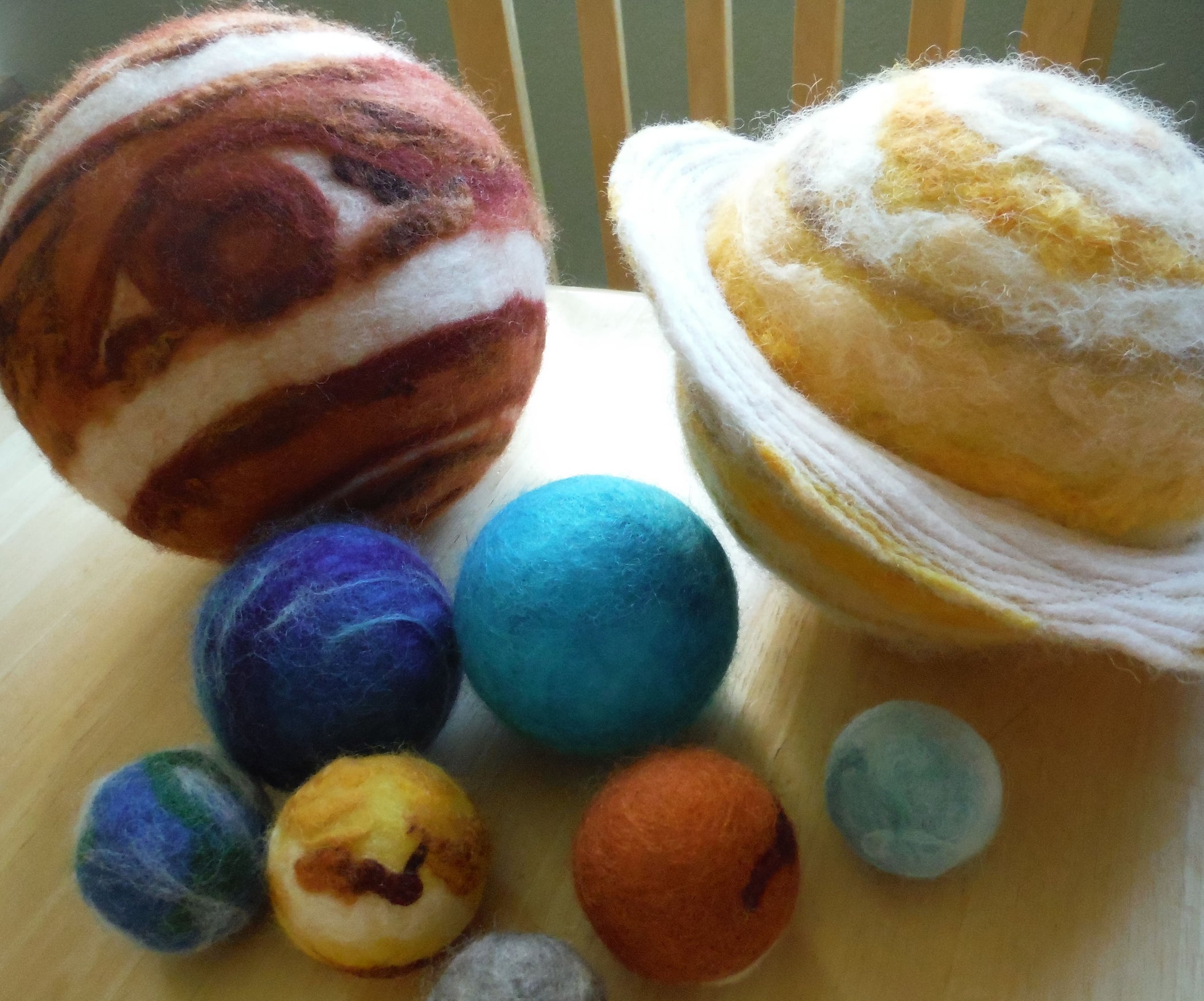 Felt Solar System Mobile : 12 Steps (with Pictures) - Instructables