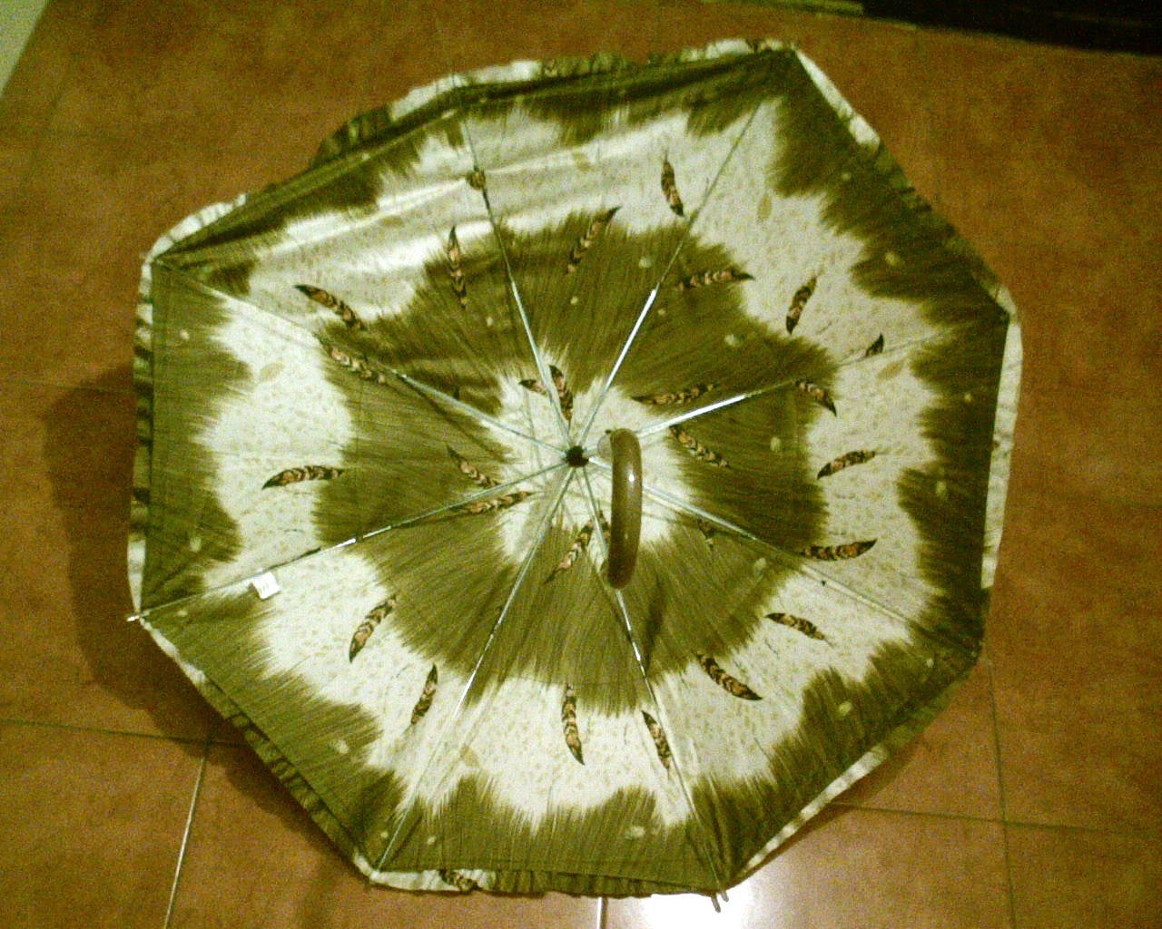 How to Fix an Umbrella (replacing a Plastic End) 7 Steps Instructables