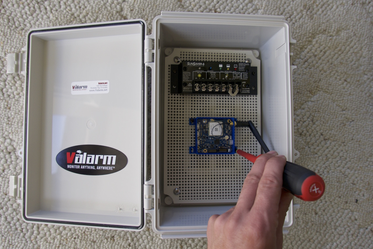 Make Your IoT Sensor Boxes - Air Quality, Water, Vehicles, Equipment ...