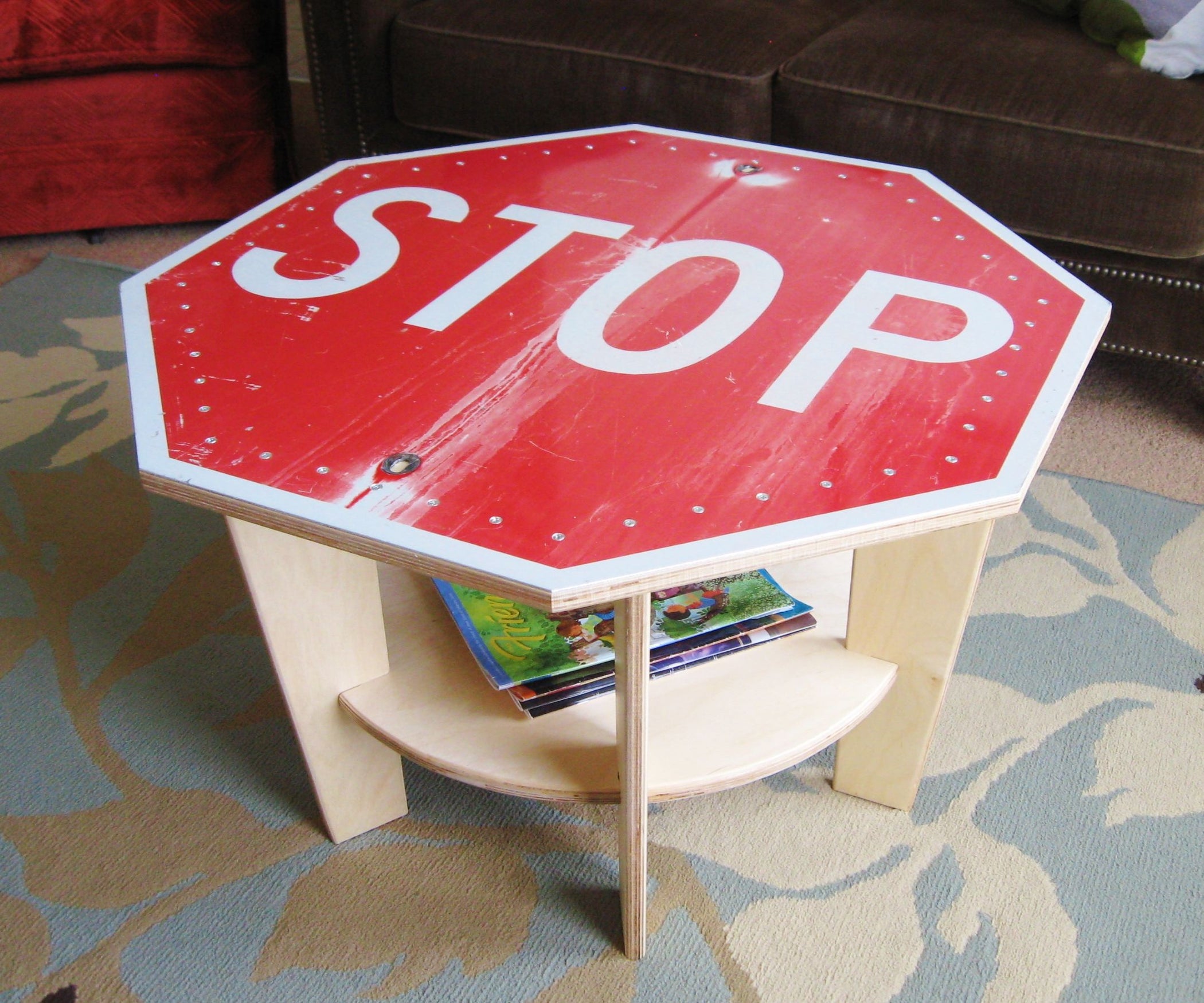 Stop Sign Coffee Table : 7 Steps (with Pictures) - Instructables