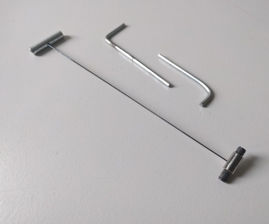 Pinless Blade Adapter/bladeclamp for Scrollsaws. 5 Steps (with