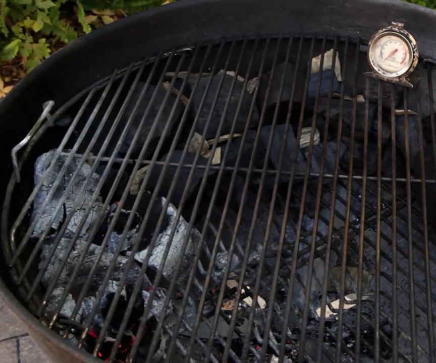 How to Set Up the "Snake Method" for Low and Slow BBQ 6 Steps (with