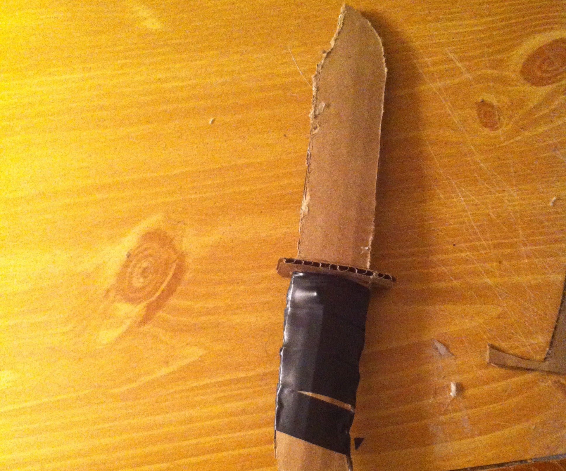 How to Make a Combat Knife Out of Cardboard : 5 Steps - Instructables