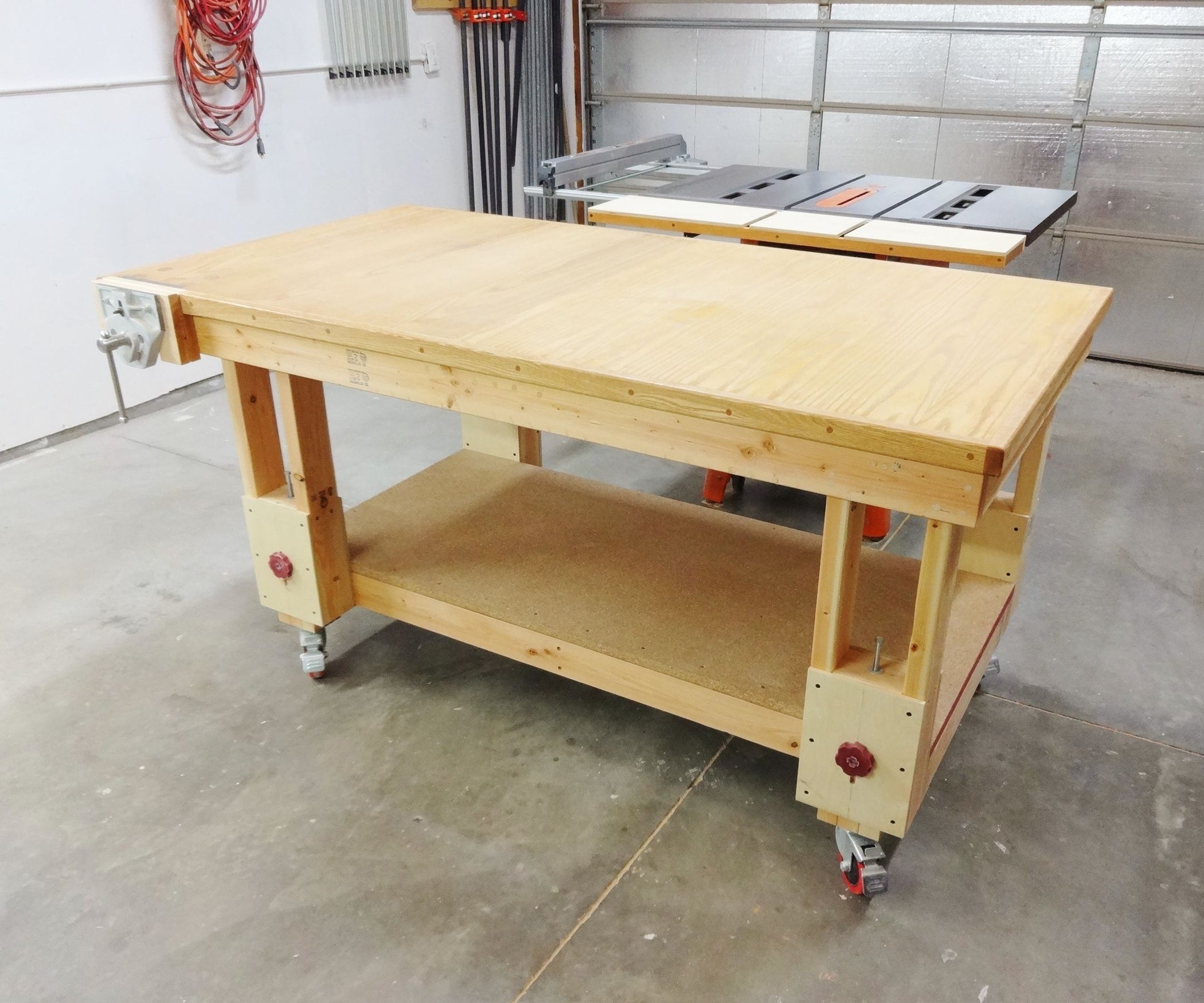 HeightAdjustable Outfeed Worktable 11 Steps (with Pictures