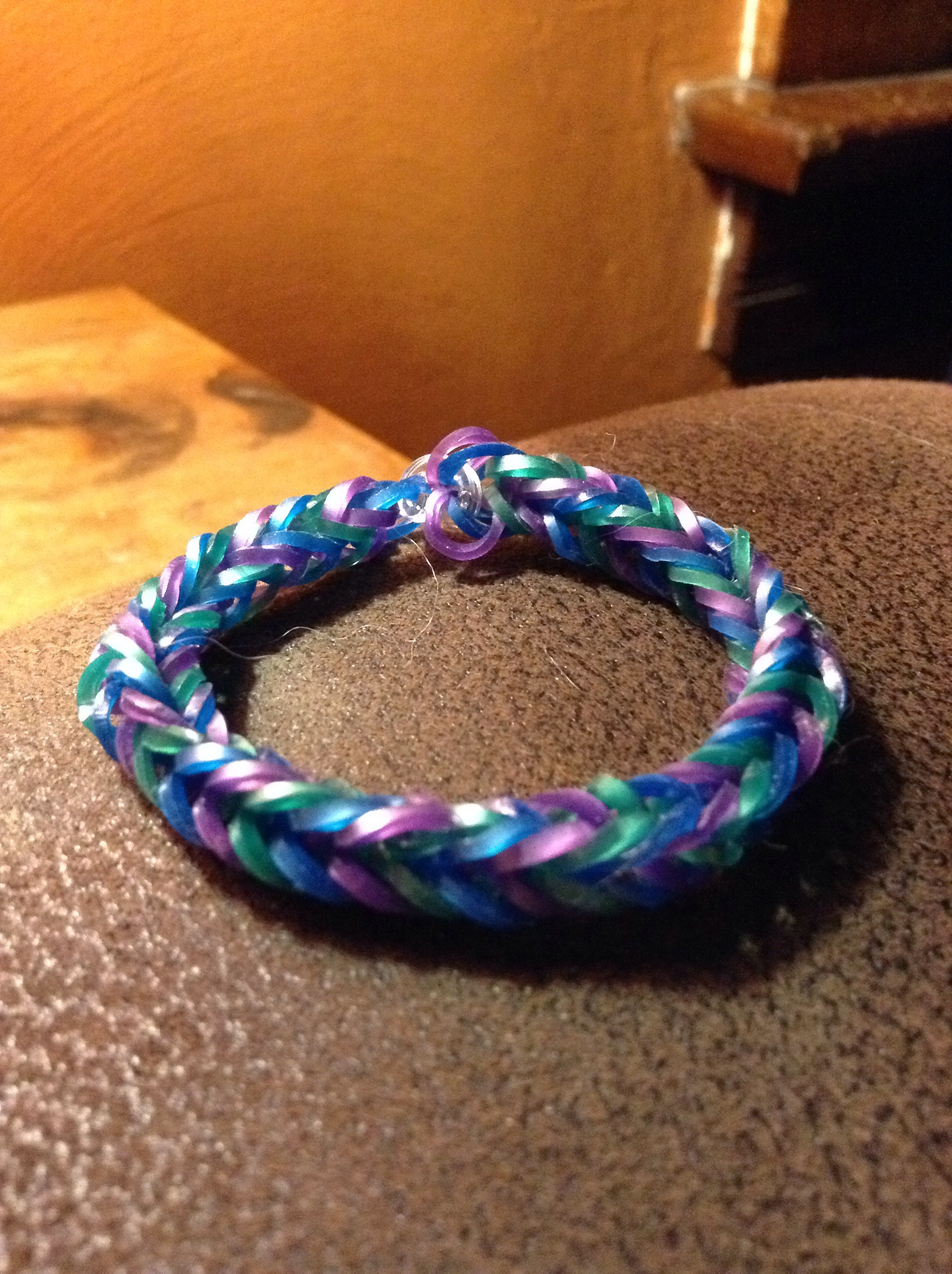 Rainbow Loom Fishtail Bracelet 25 Steps Instructables
