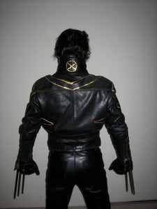 Wolverine Costume With Retractable Claws : 8 Steps (with Pictures
