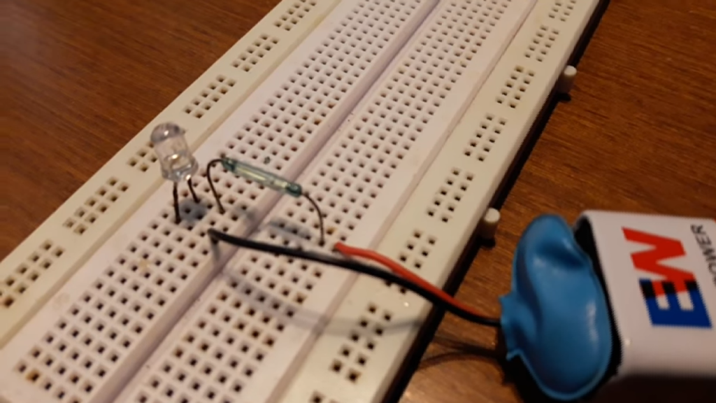 How to Use a "Reed Switch"? DIY Switch" on Breadboard 3 Steps