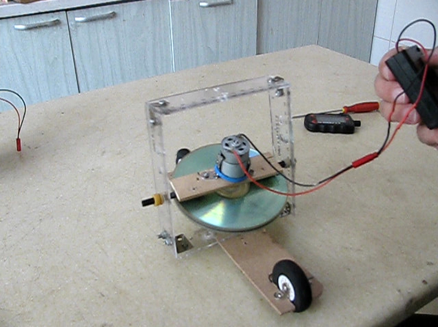 Self Balancing Gyroscope on Two Inline Wheels Instructables