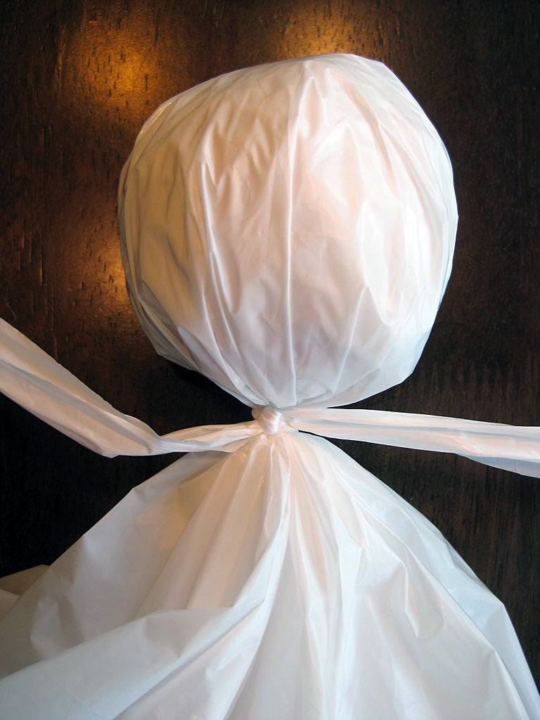 Garbage Bag Ghosts 7 Steps (with Pictures)