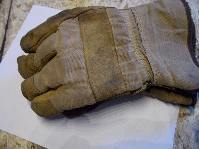 How to Open a Light Bulb Without Breaking It Trybotics