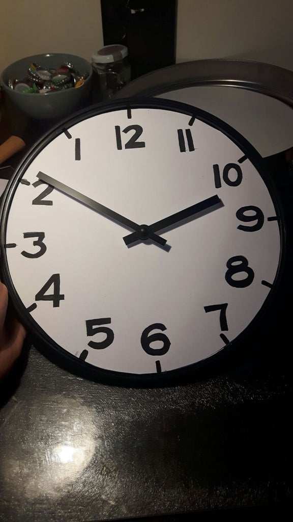 How to Make a Counterclockwise Clock (in Under 10 Minutes!) 3 Steps