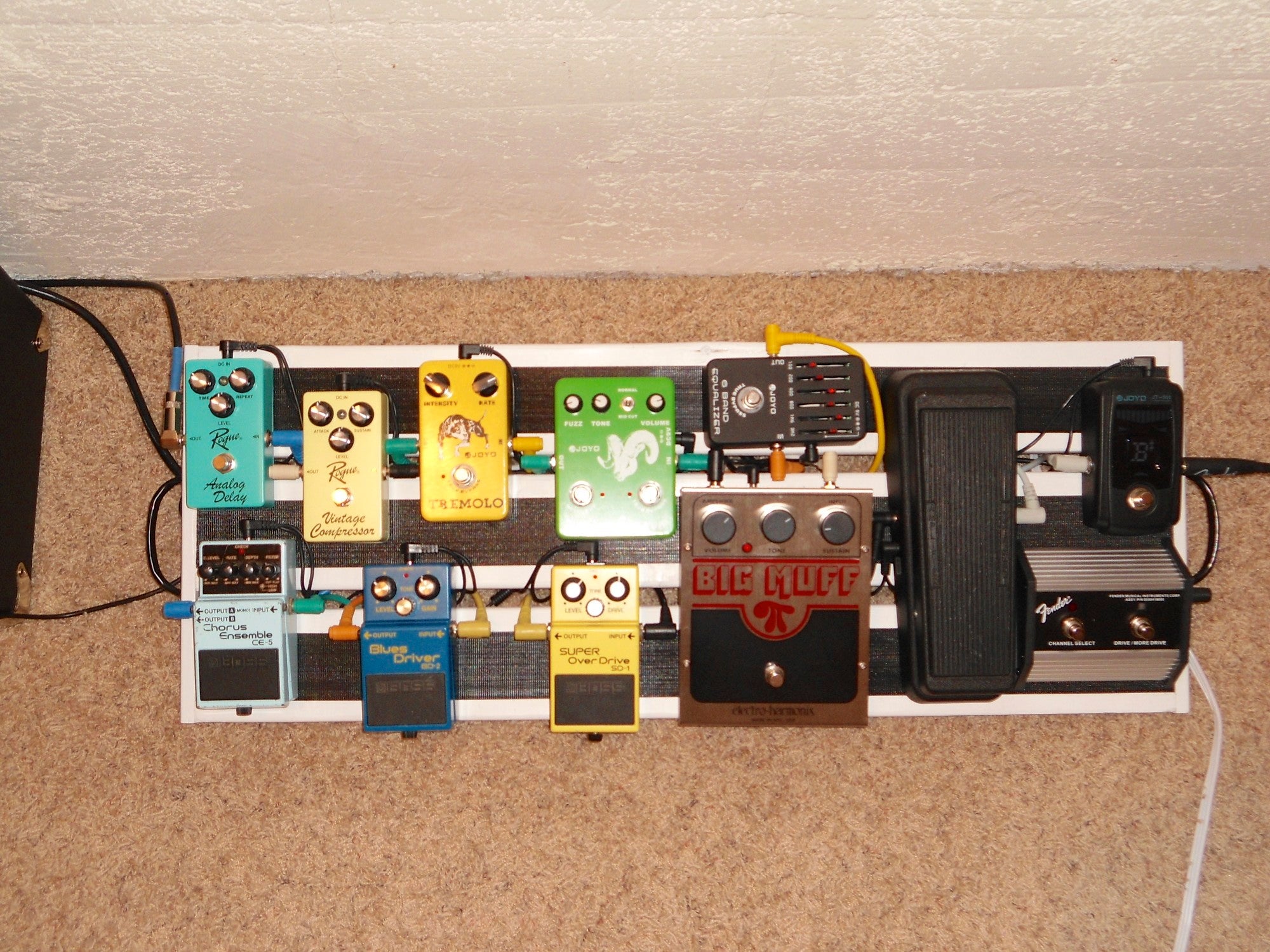 Guitar Pedal Board UNDER 40!!! 6 Steps (with Pictures) Instructables