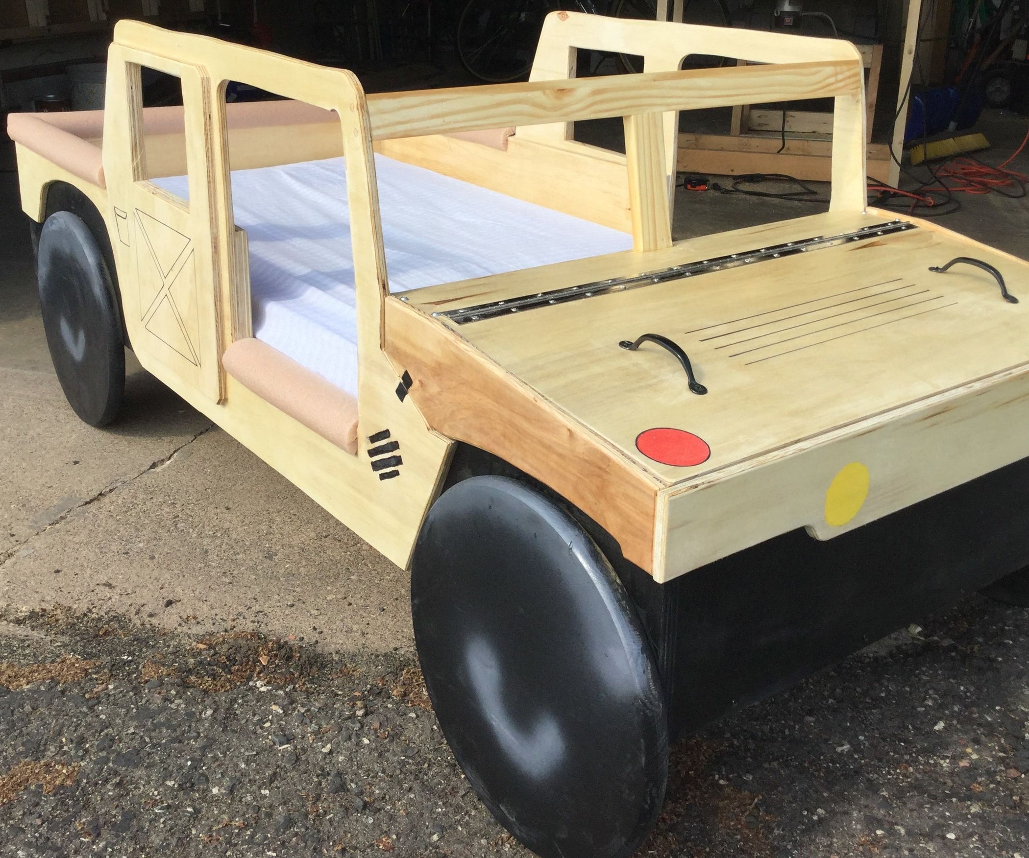 Humvee Toddler Bed With Toy Box 3 Steps Instructables