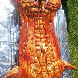 La caja china pig roast worksheet