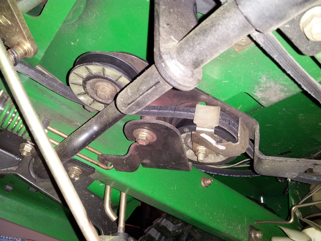 How To Change The Traction Belt On A John Deere Lt155 8