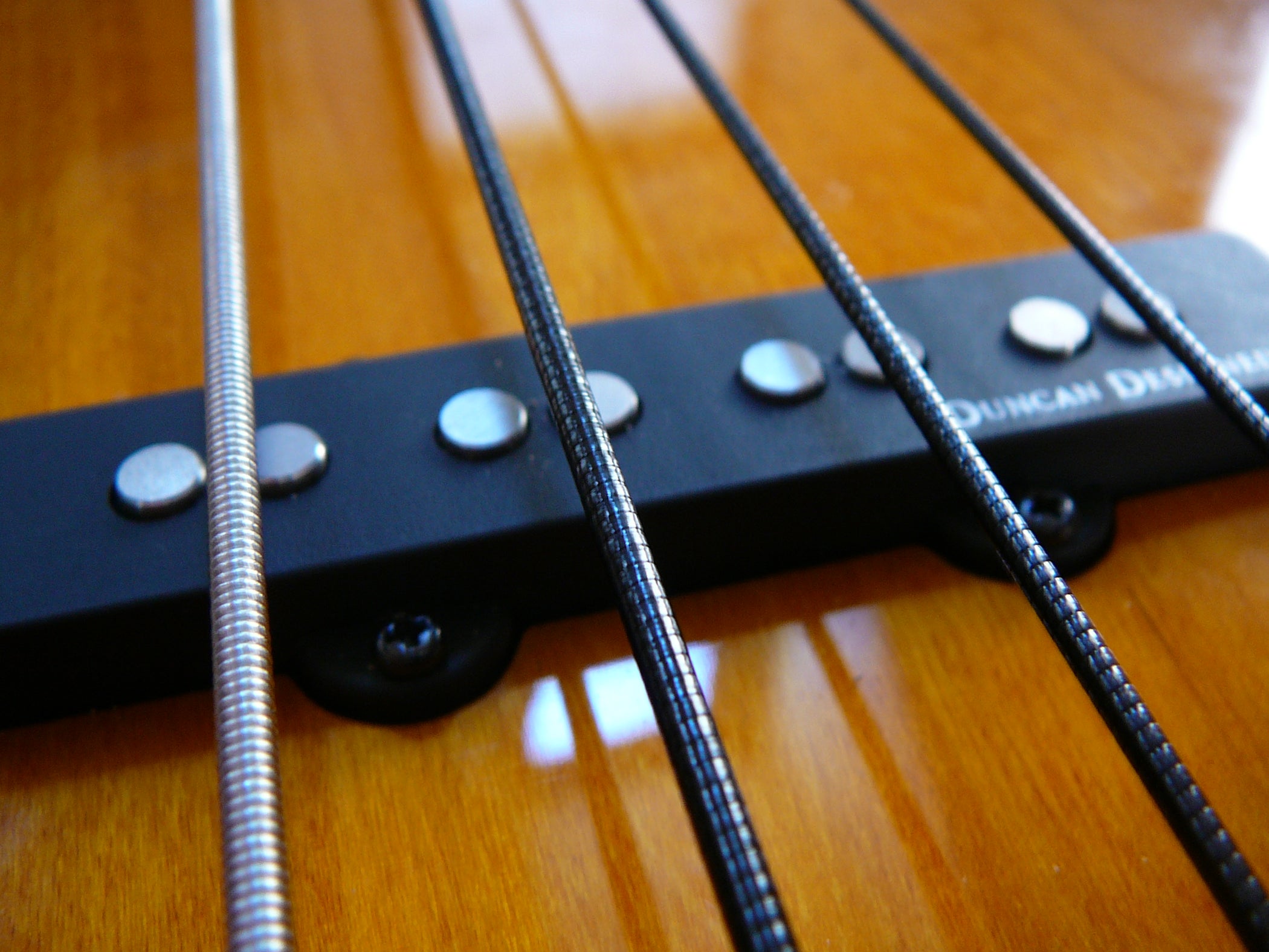 How to Replace Your Bass Strings 5 Steps (with Pictures) Instructables
