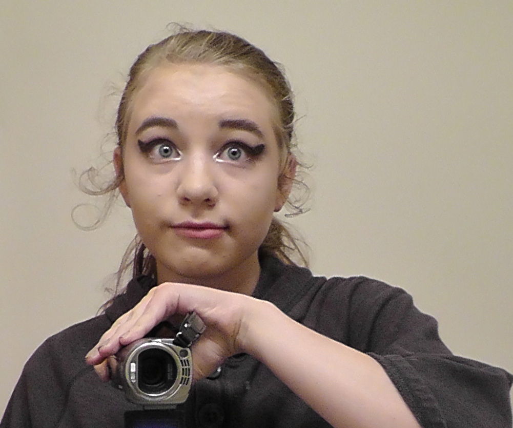 Anime Eye Makeup Tutorial 6 Steps Instructables