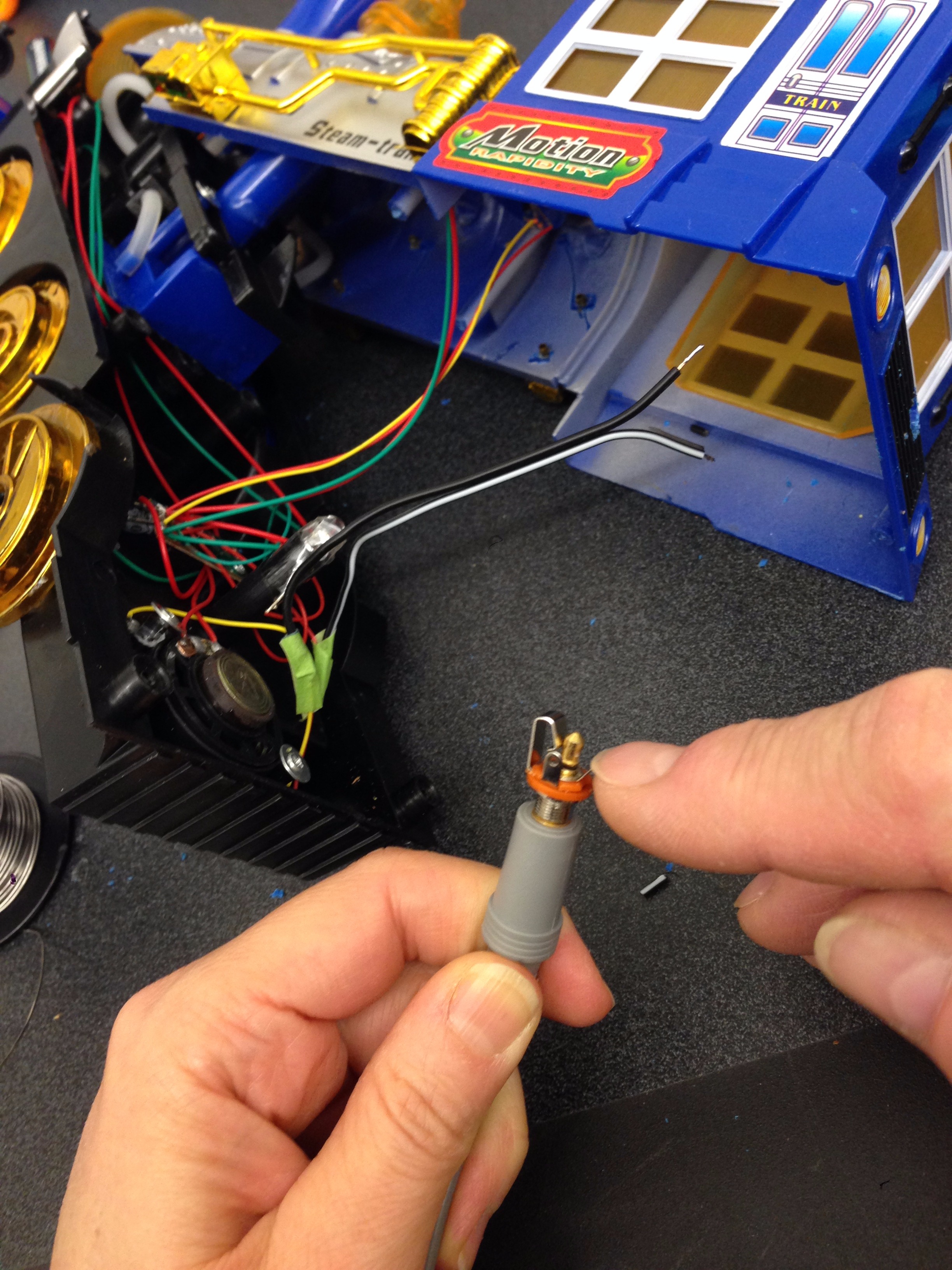 Preparing a Mounted Mono Jack | Trybotics