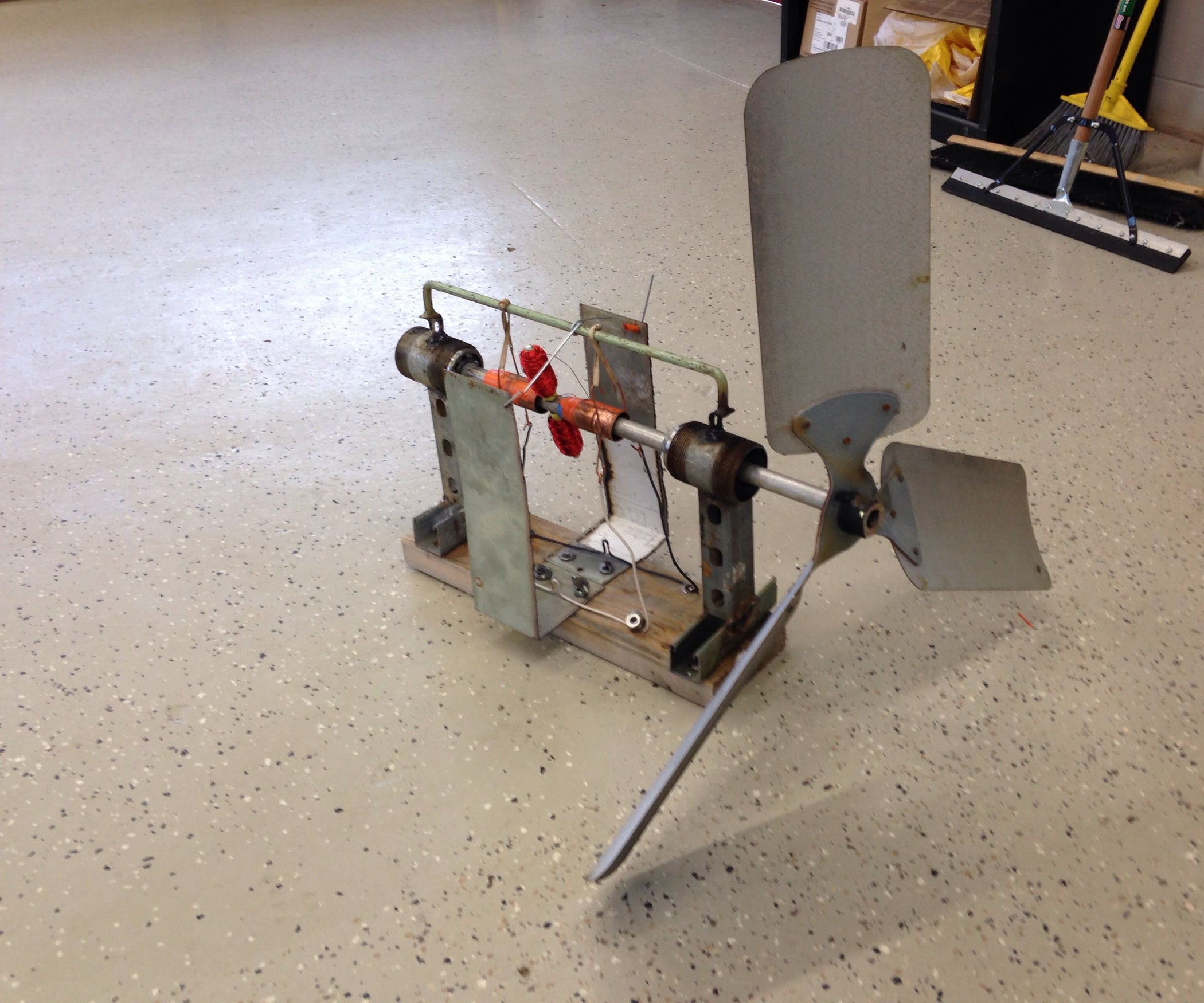 HOMEMADE DC MOTOR/generator 3 Steps Instructables