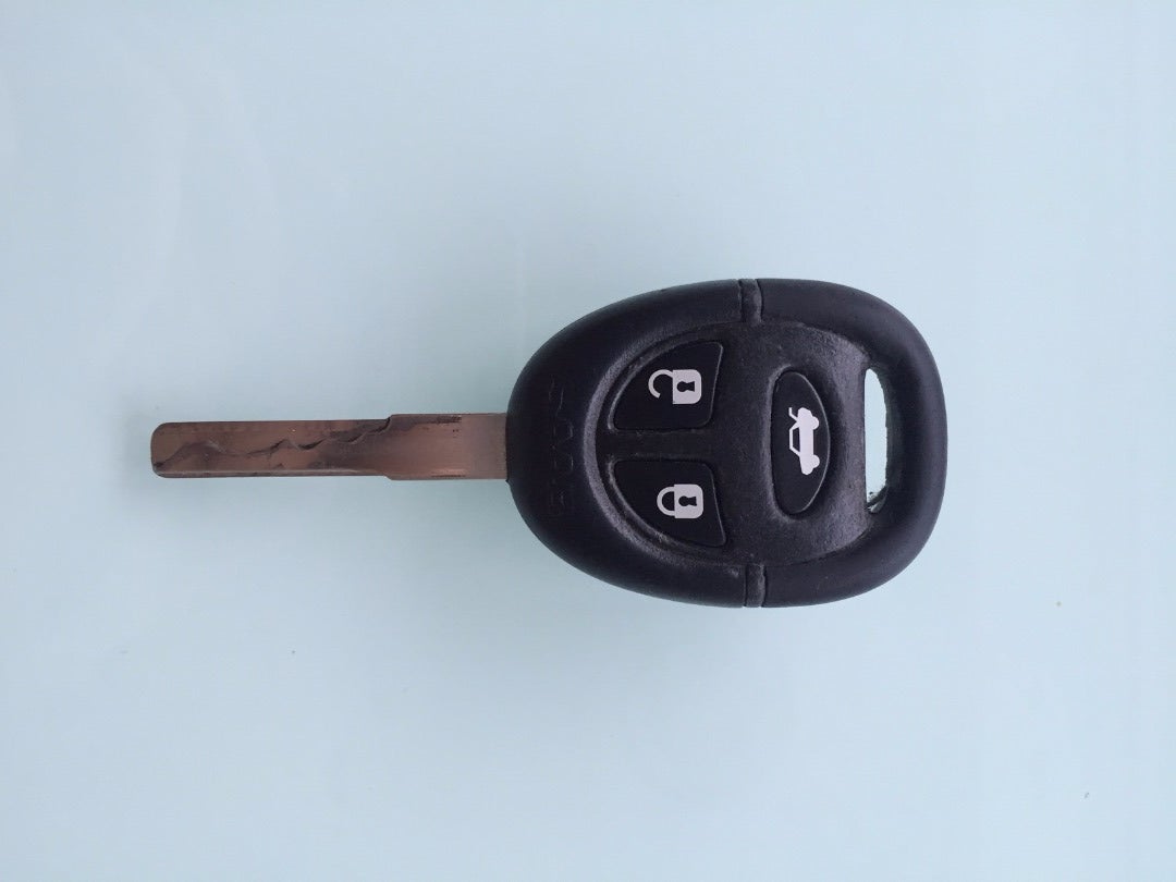 Saab 9 5 9 3 Key Remote Battery Replacement 4 Steps With Pictures Instructables
