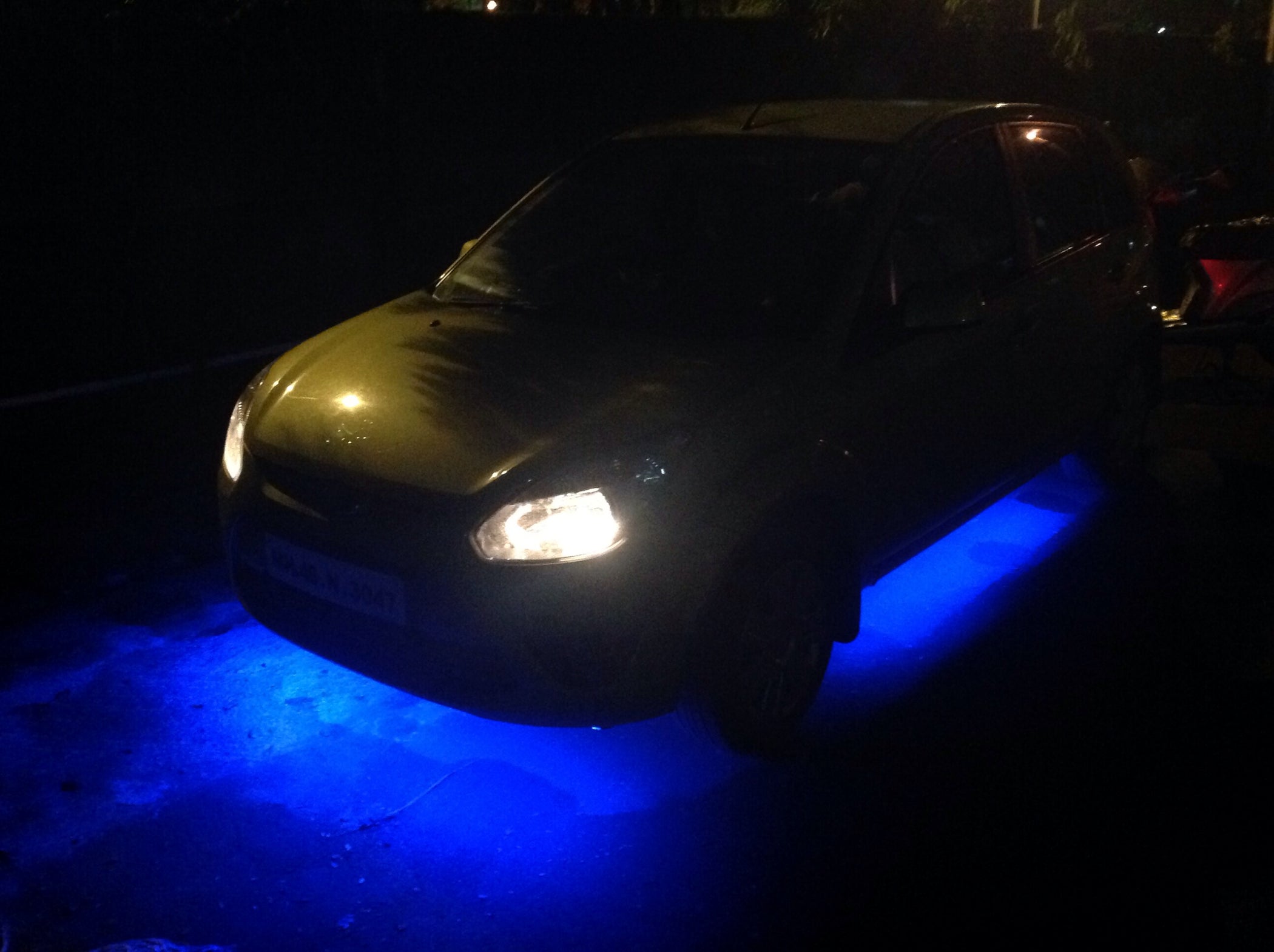 DIY Car Underbody Lights Under 500 Indian Rupees or Just Under 10-USD!!: 8 Steps (with Pictures)