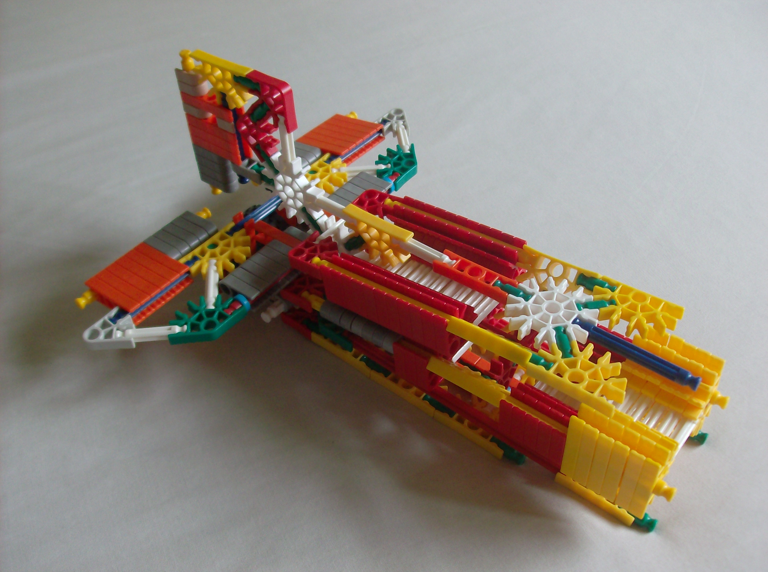 K'nex Biplane Instructions 8 Steps
