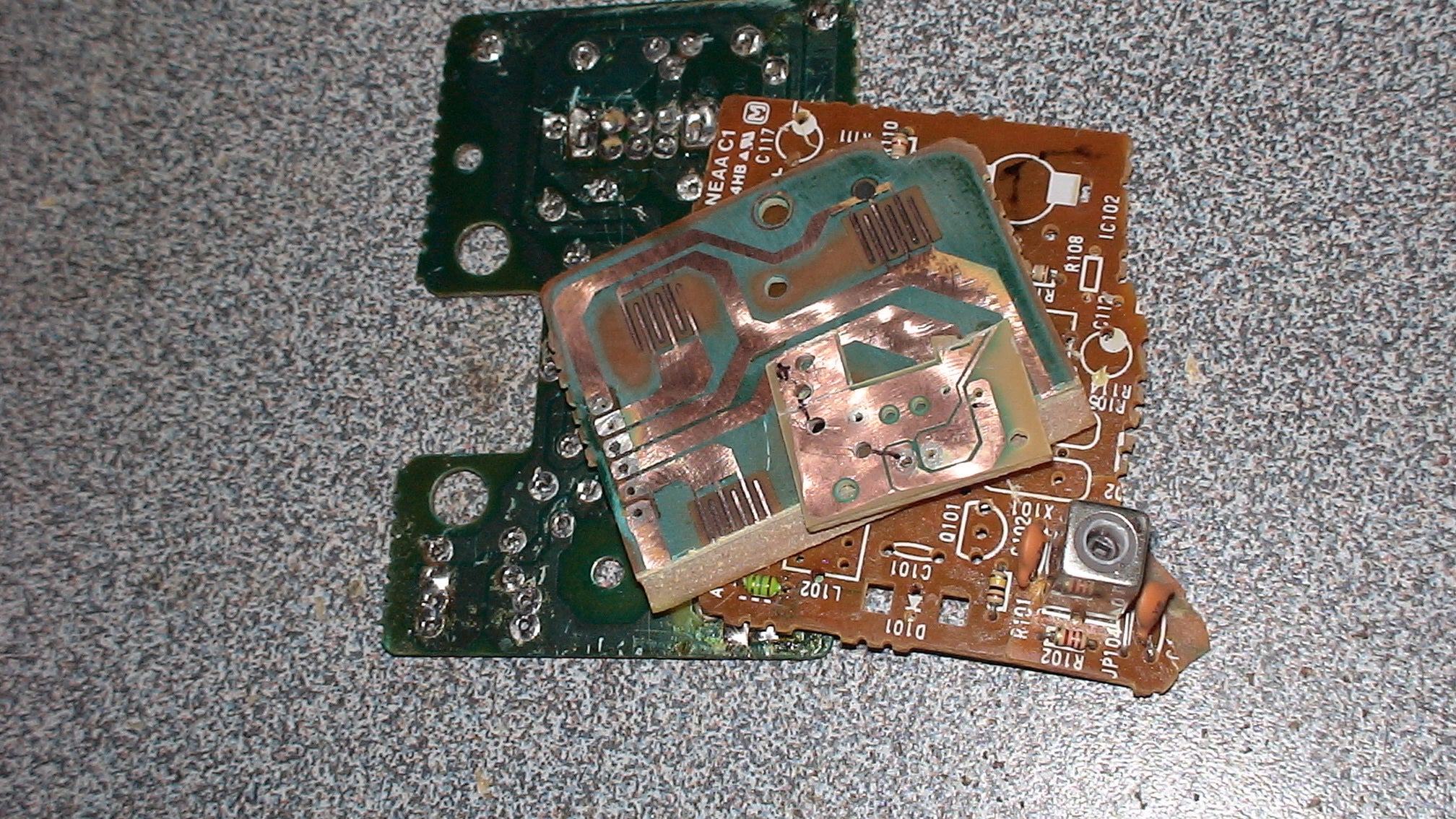 New Life for Old Printed Circuit Boards. 9 Steps (with Pictures