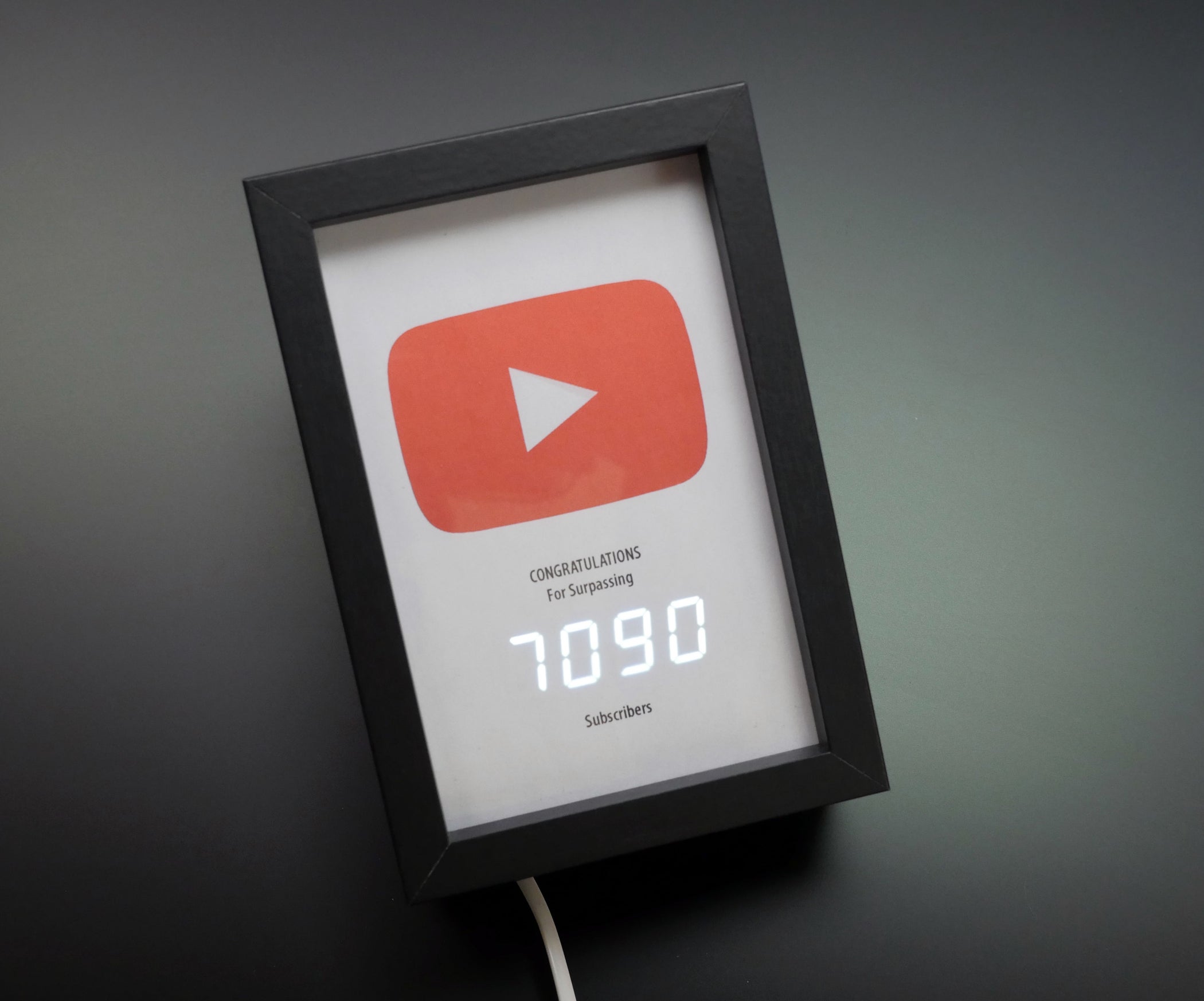 YouTube Subscriber Counter (Under 10K) : 5 Steps (with Pictures