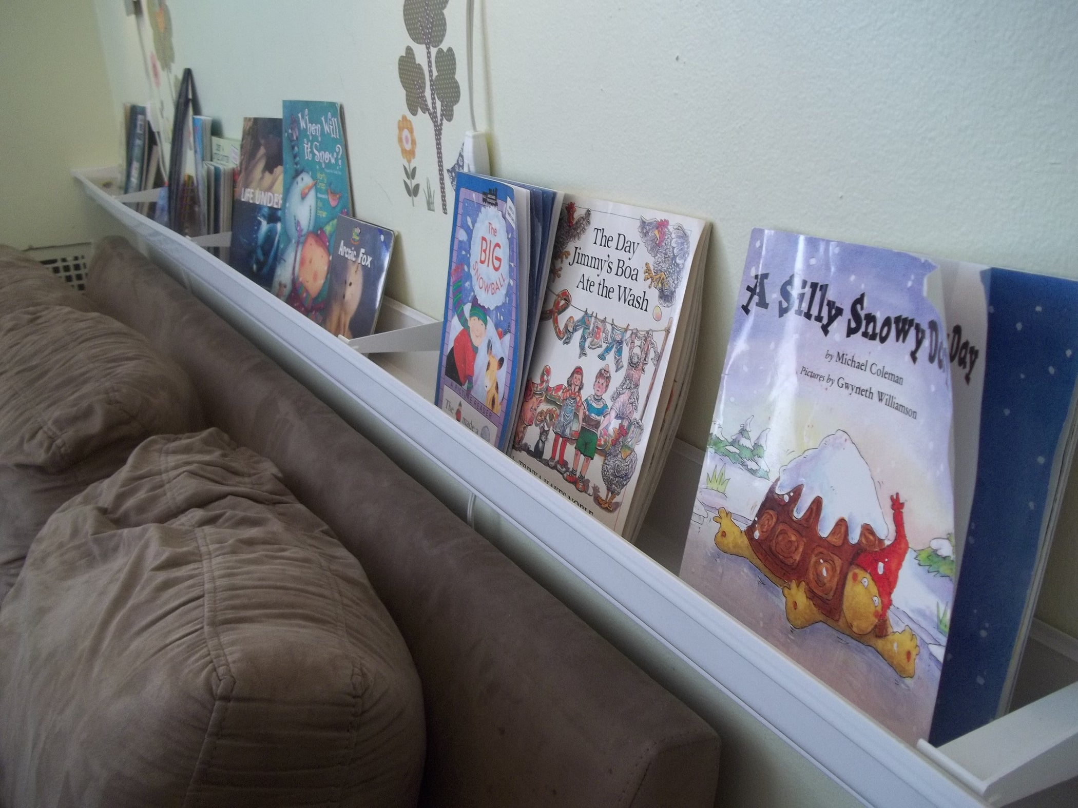 Rain Gutter Book Shelves (with Pictures) Instructables