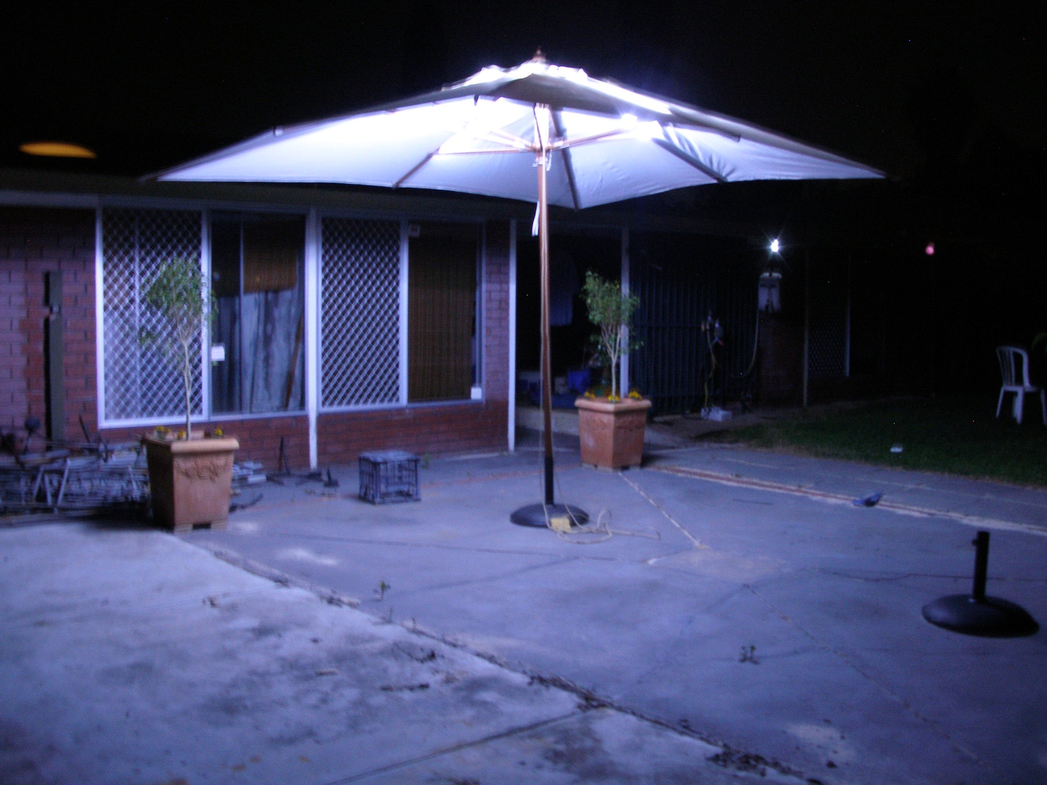Led Outdoor Umbrella Lighting 4 Steps With Pictures