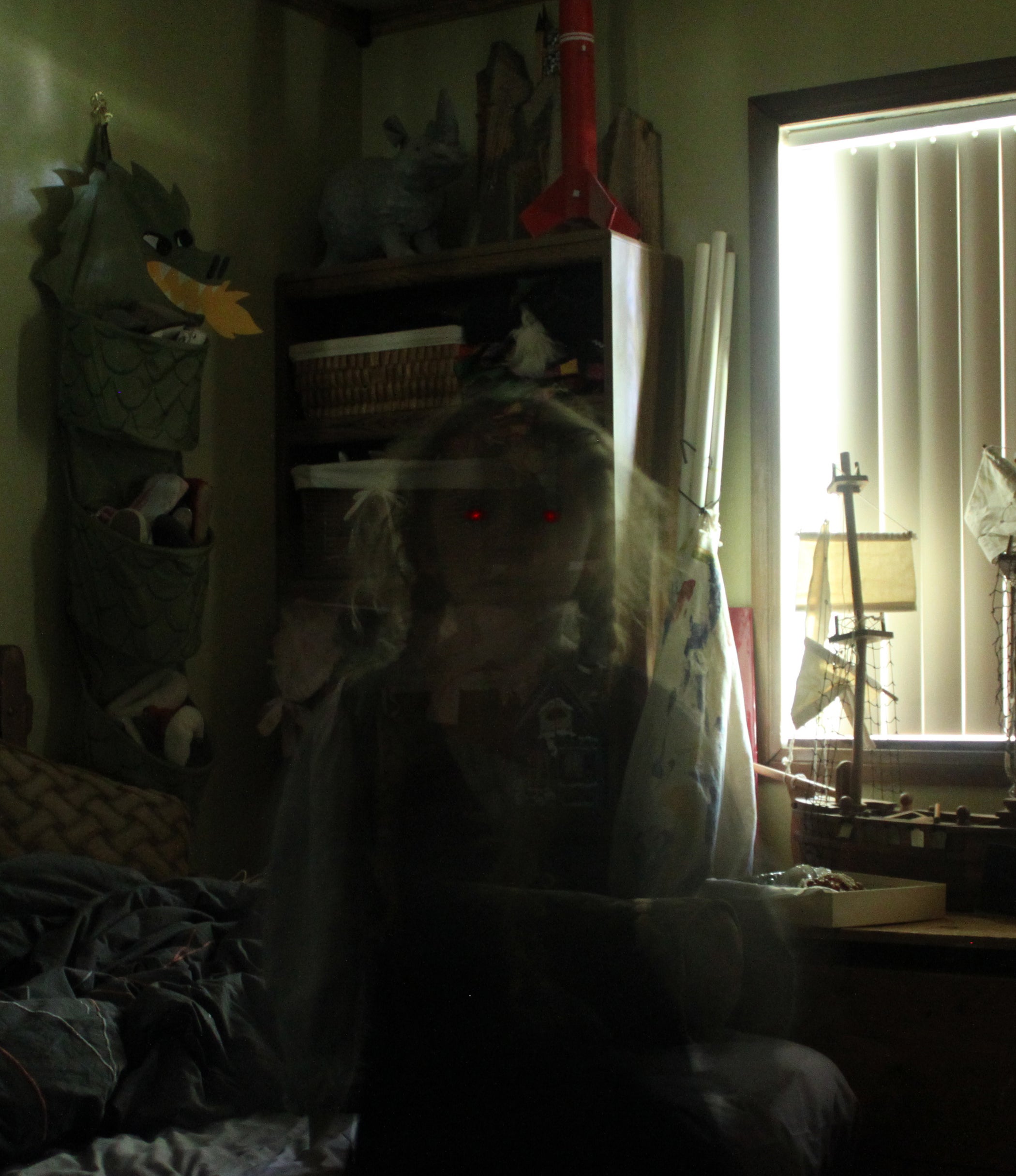 creepy ghost pic 3 steps instructables creepy ghost pic 3 steps instructables