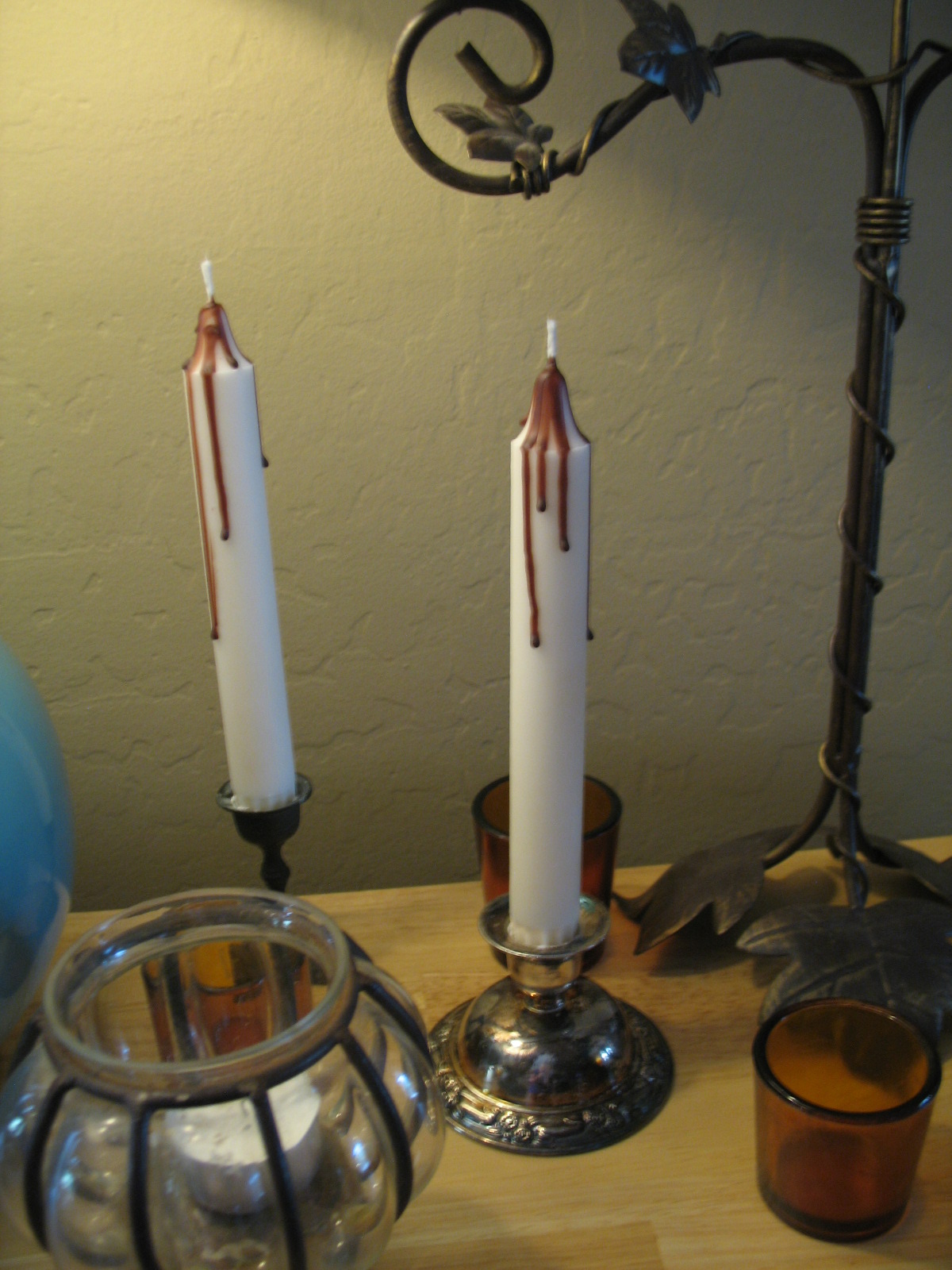 Halloween "Bleeding" Candles 5 Steps (with Pictures) Instructables