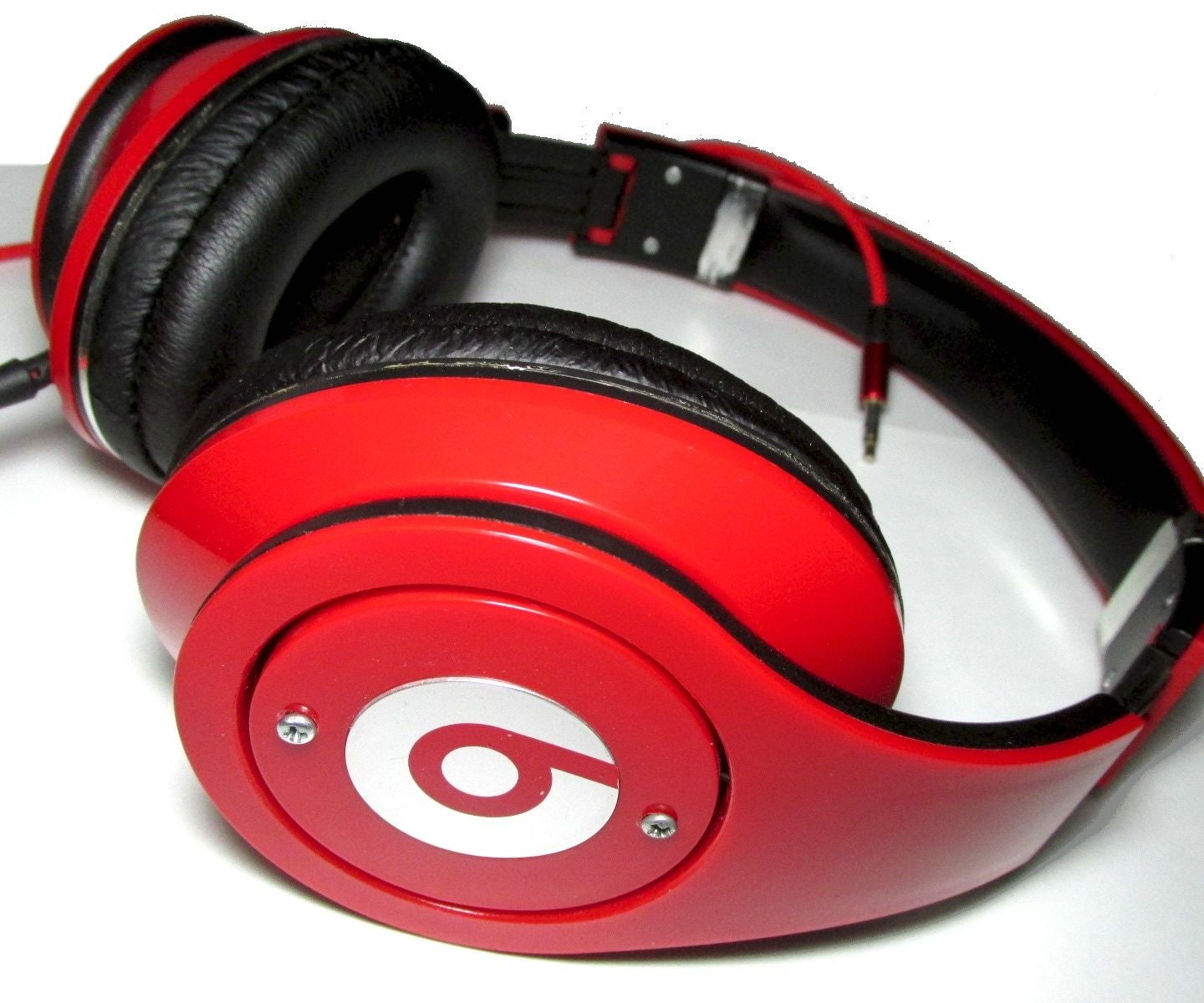 How to Repair Beats Headphones 6 Steps (with Pictures) Instructables