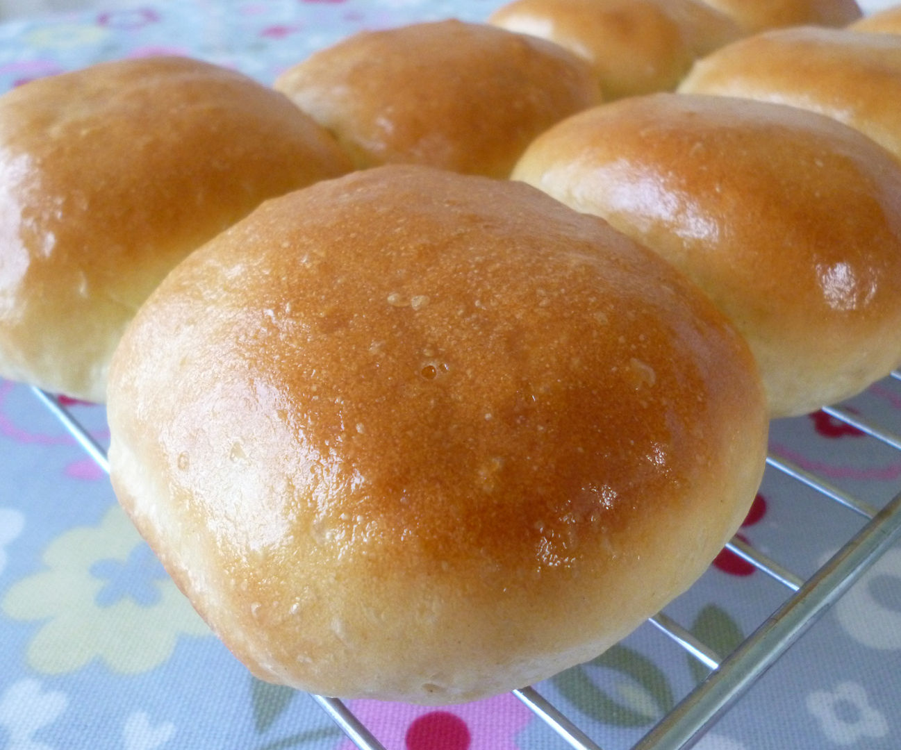 NoFail Bread Rolls for Beginners Instructables