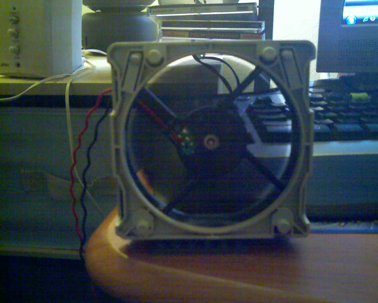 USB Fan Out of Old Computer Fan Instructables