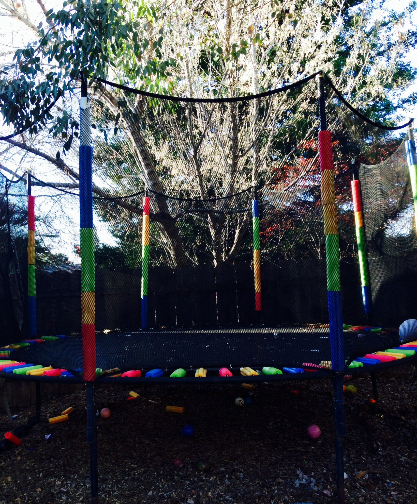 Rainbow Trampoline ?? Using Only Pool Noodles 4 Steps